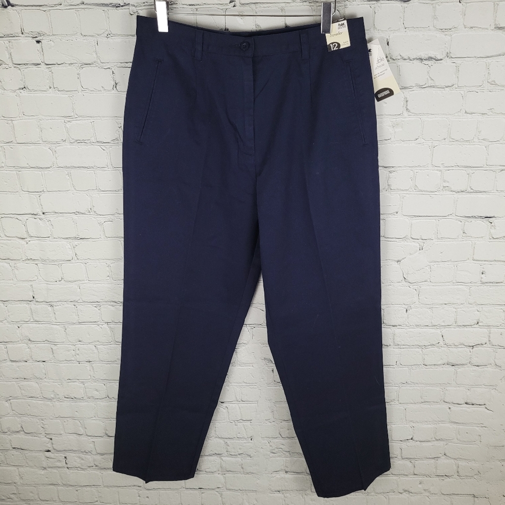 NORTHERN REFLECTIONS | Traveller wrinkle resistant pleated ankle pants